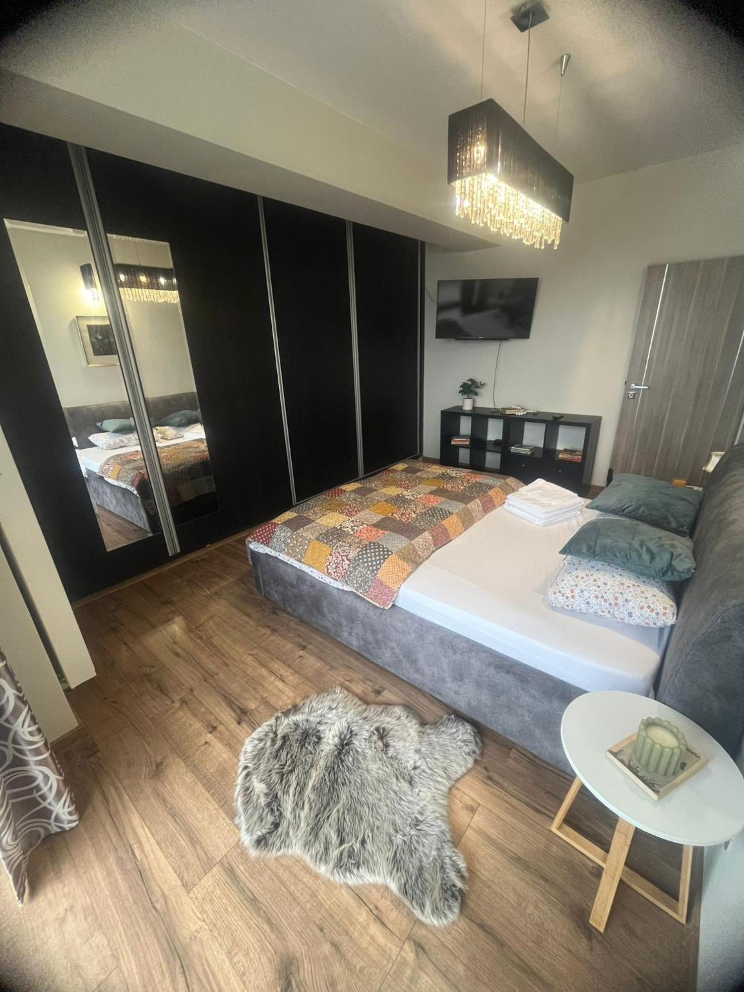 Panorama Apartament Plaza Tower 사투마레 외부 사진